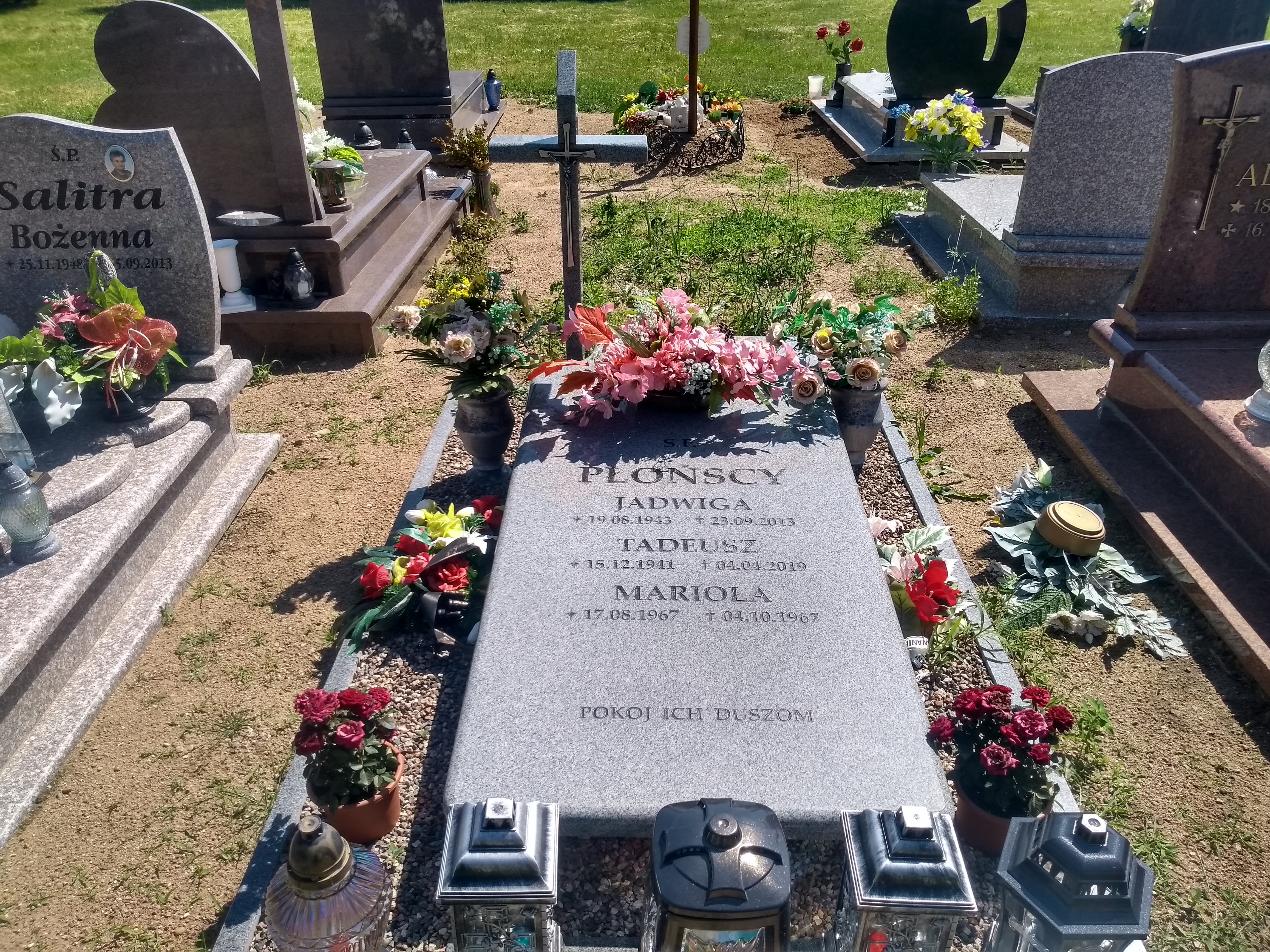 Grób Mariola Płońska